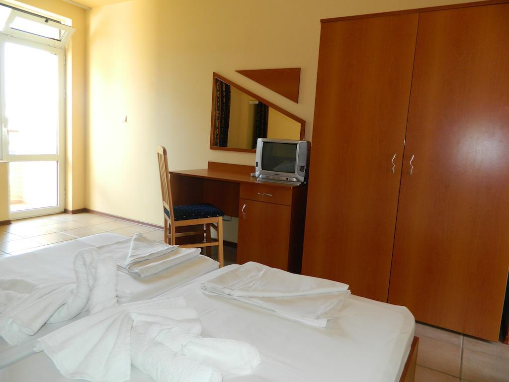 Family Hotel Privileg Sunny Beach Room photo